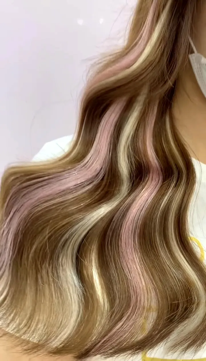핑크 블론드 하이라이트 컬러 붙임머리